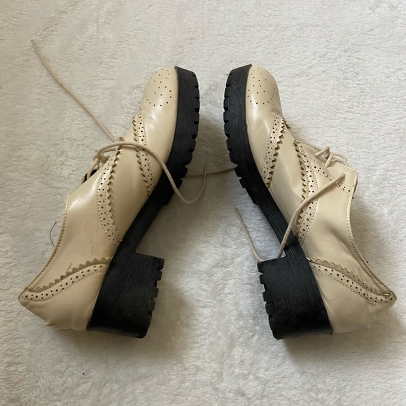 SOLD - Picture 4 of 7